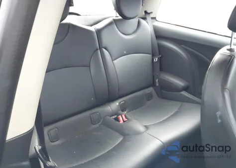 2011 Mini John Cooper Works из США, поврежденный, VIN WMWSV9C57BTZ96840